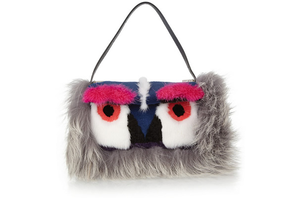 Мохнатые монстры Fendi — несерьезная коллекция сумок от Модного дома